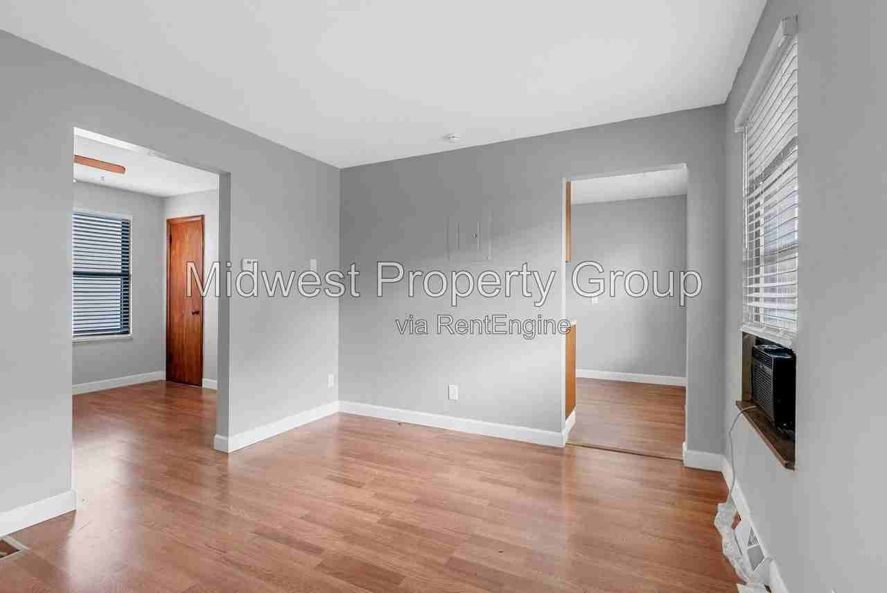 9204 Lackland Rd #7 - Photo 6 of 13