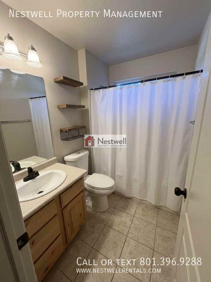 11646 11646 S Keystone Drive Main level - Photo 6 of 11