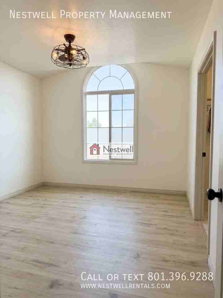 11646 11646 S Keystone Drive Main level - Photo 7 of 11