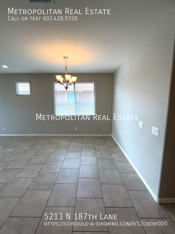 5213 N 187th Ln - Photo 4 of 33
