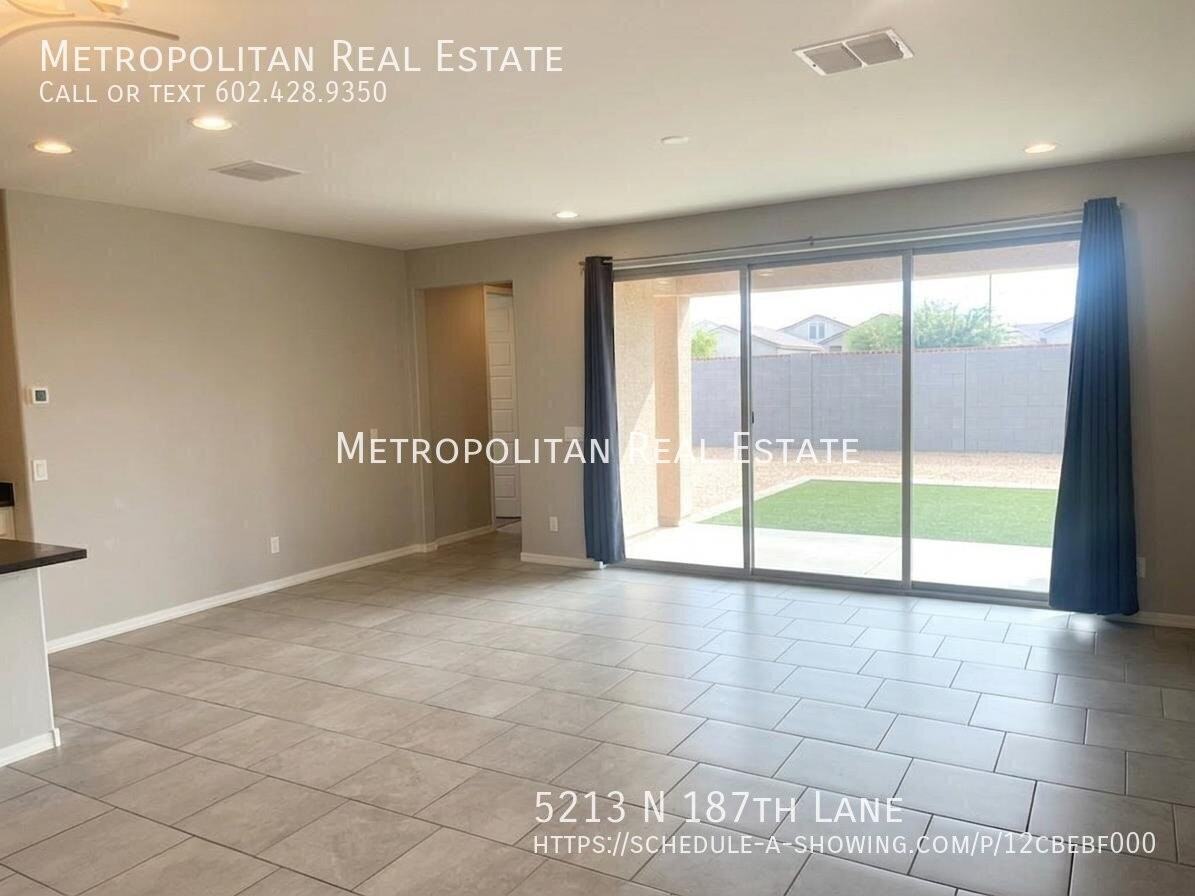 5213 N 187th Ln - Photo 5 of 33