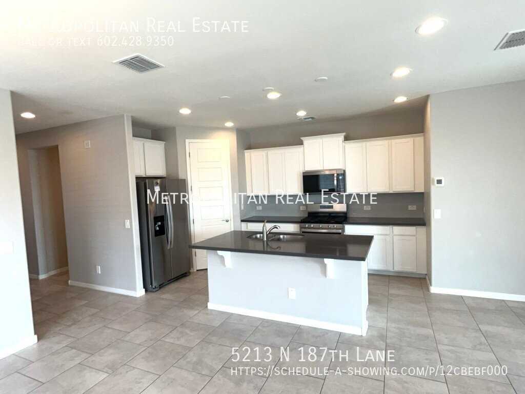 5213 N 187th Ln - Photo 7 of 33