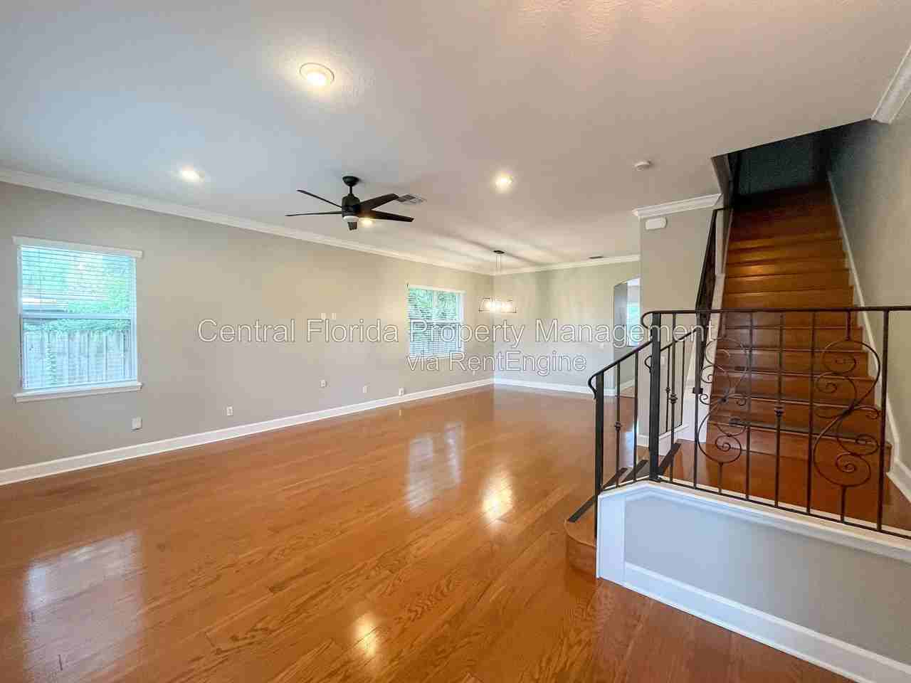 111 E Steele St - Photo 5 of 28