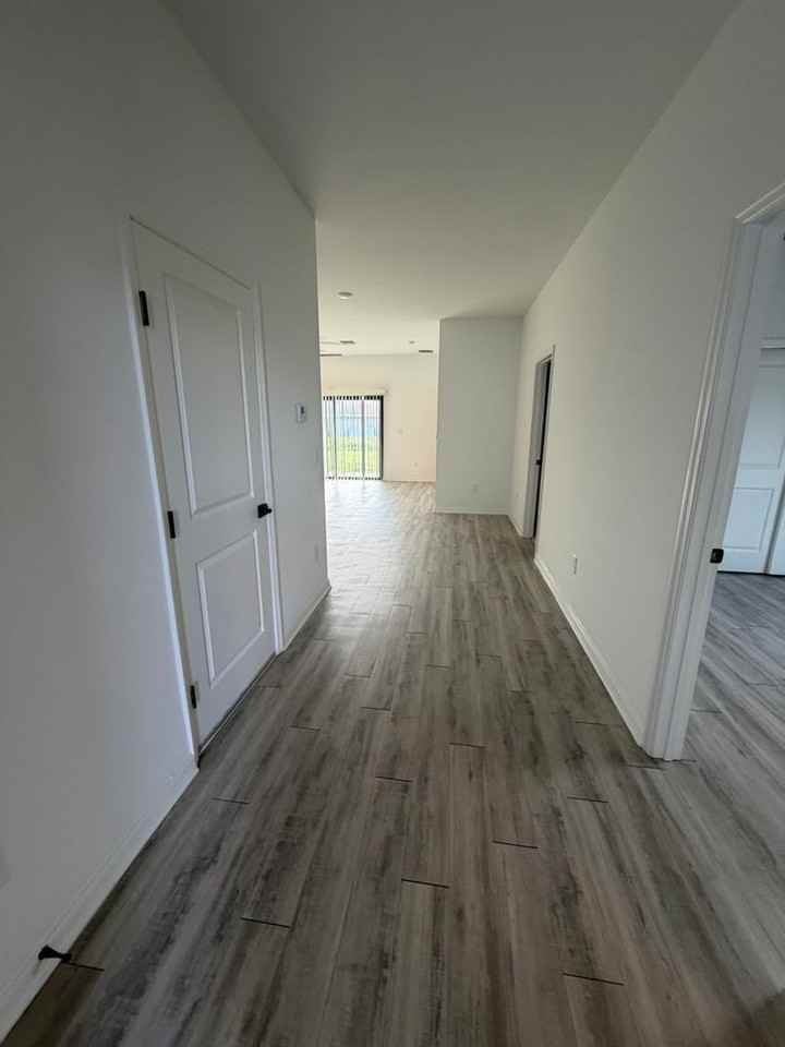 311 Ichabod Ave - Photo 3 of 22