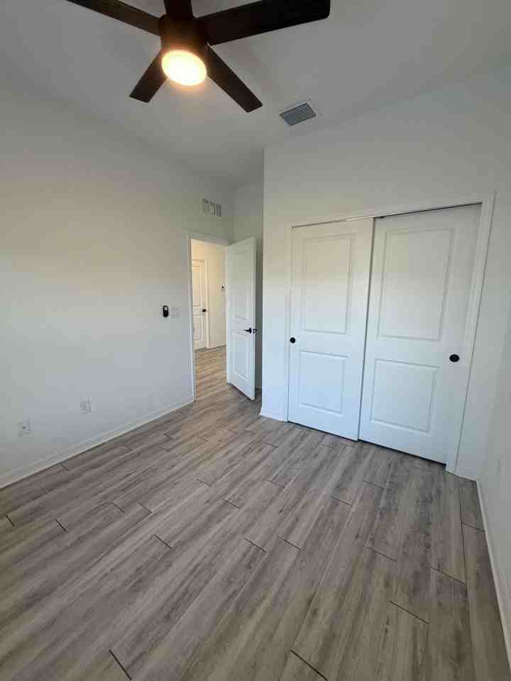 311 Ichabod Ave - Photo 4 of 22
