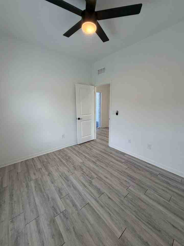 311 Ichabod Ave - Photo 6 of 22