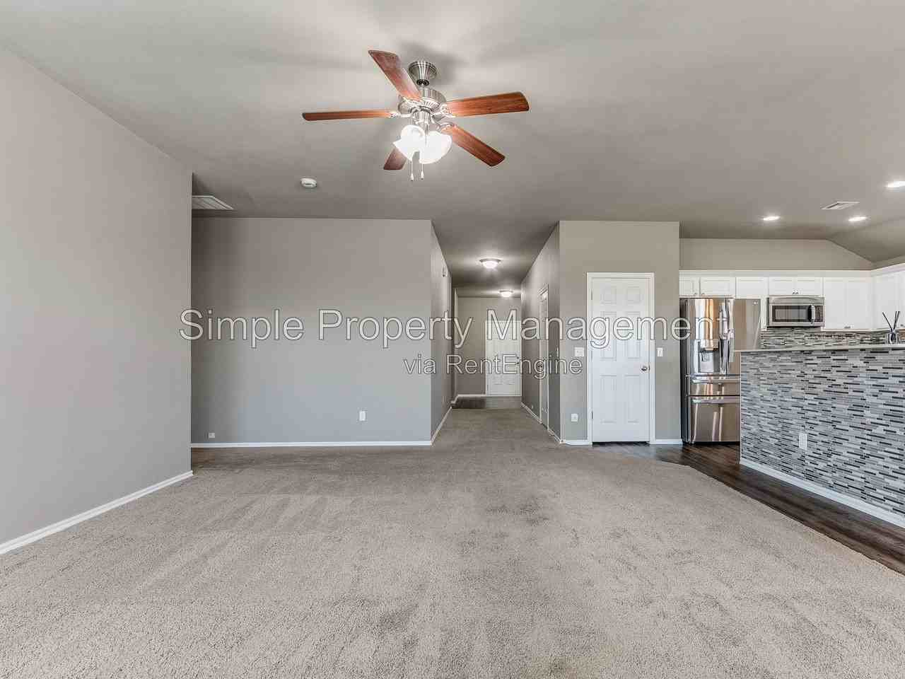 9508 Linus Dr - Photo 5 of 34