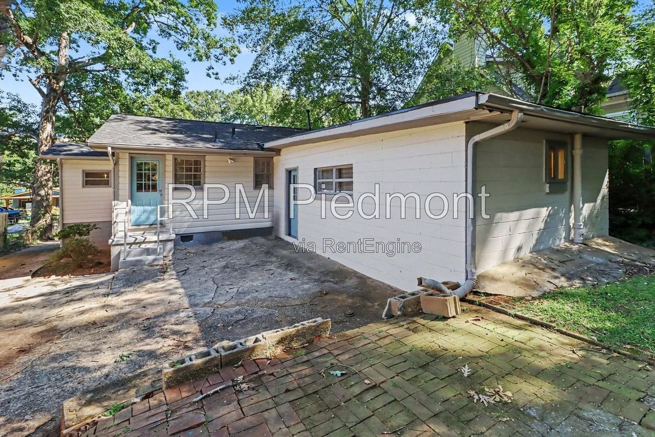 1906 Grove Ave - Photo 4 of 28