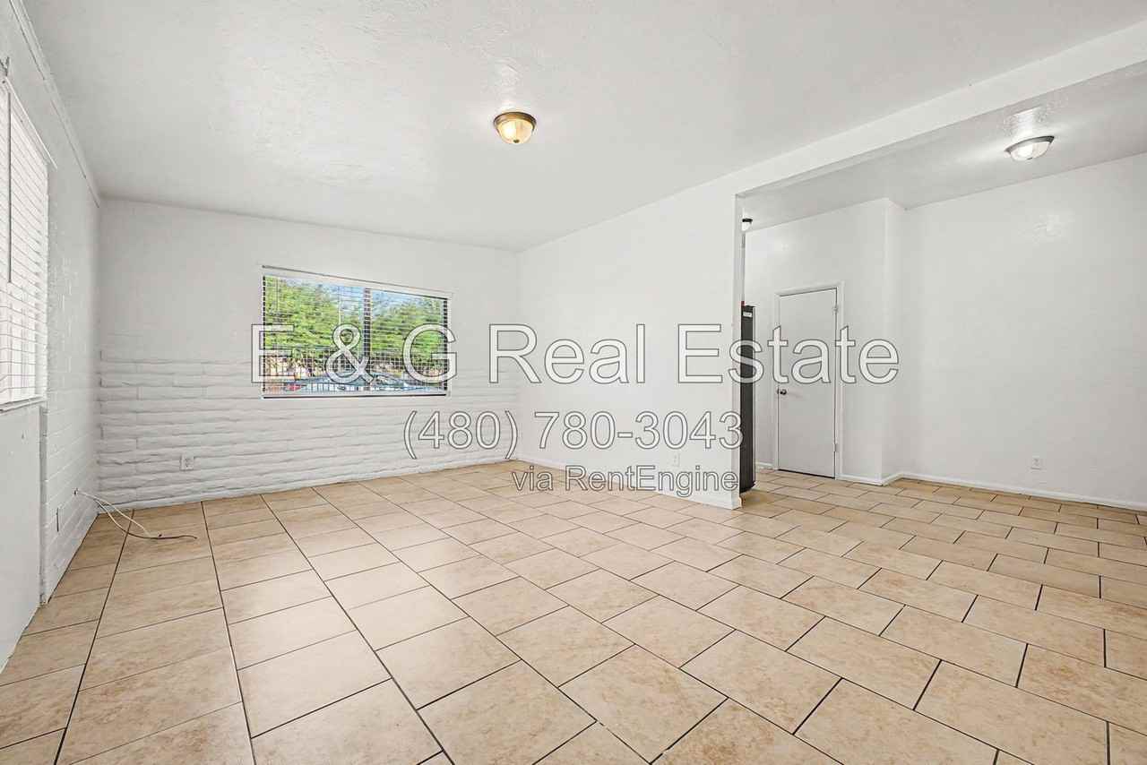 7106 N 68th Ave #3 - Photo 2 of 23