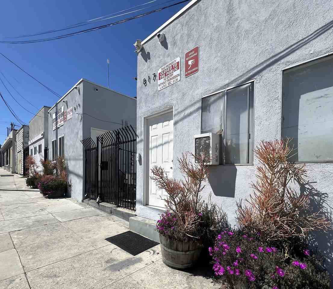 819 S Palos Verdes St #A1 - Photo 5 of 6