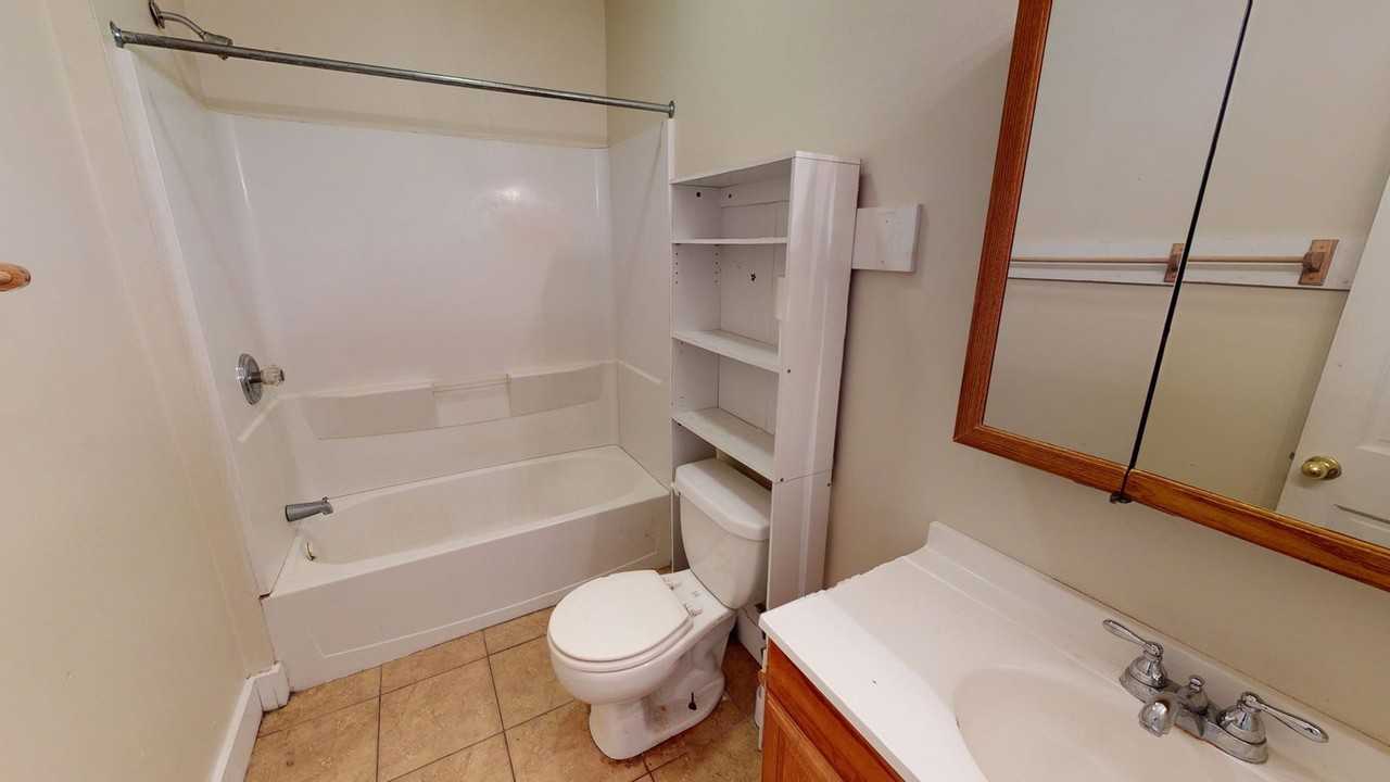 180 W 8th Ave - Photo 6 of 10