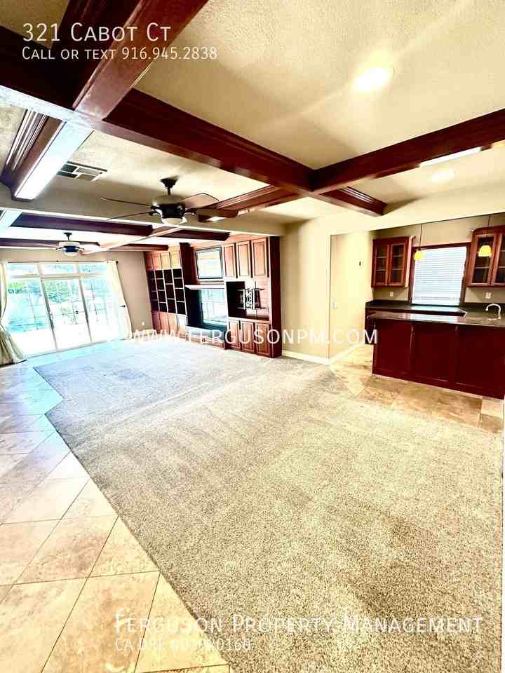 321 Cabot Ct - Photo 6 of 25