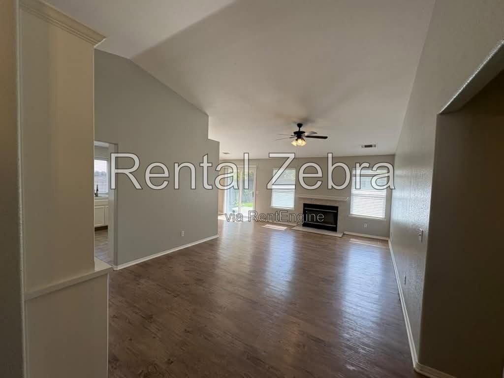 786 Kinglet Ct - Photo 2 of 19