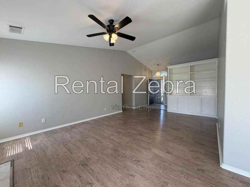 786 Kinglet Ct - Photo 4 of 19