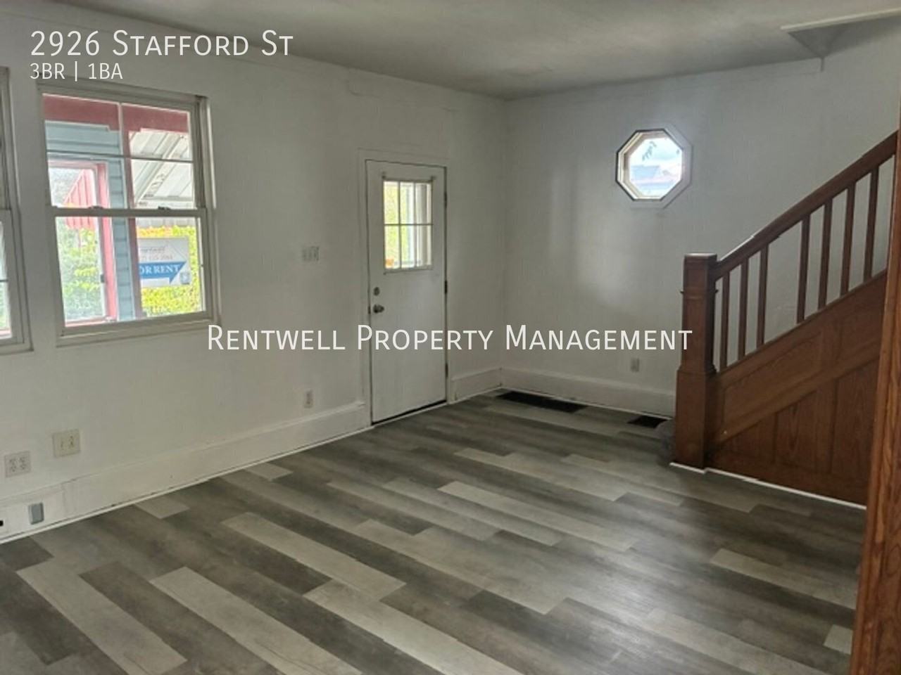 2926 Stafford St - Photo 4 of 20