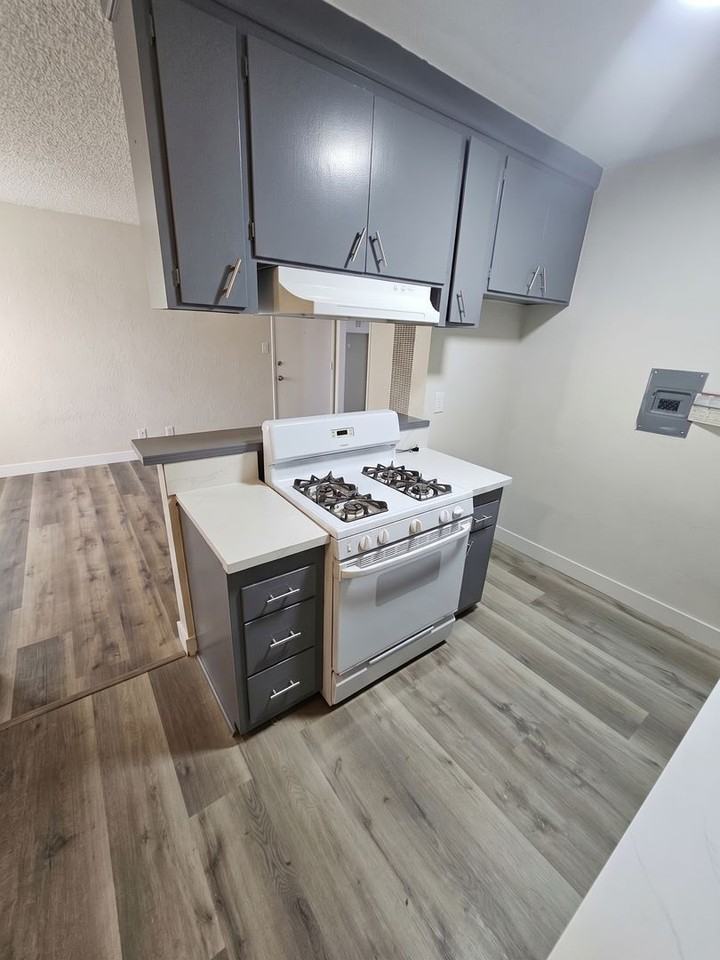 14815 Crenshaw Blvd #22 - Photo 3 of 9