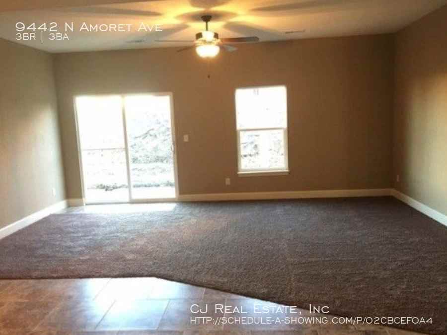 9442 N Amoret Ave - Photo 5 of 9