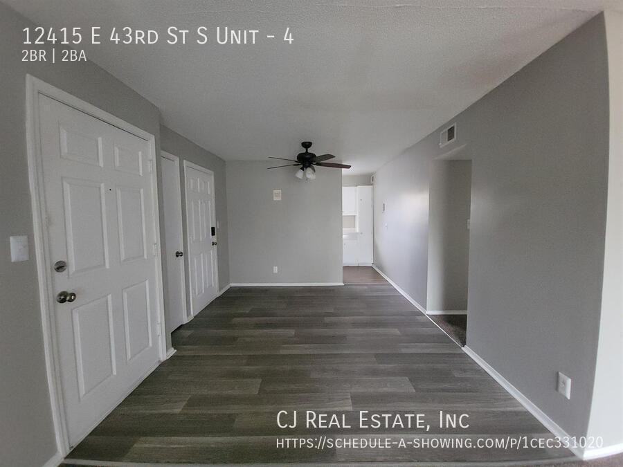 12415 E 43rd St S #4 - Photo 3 of 10
