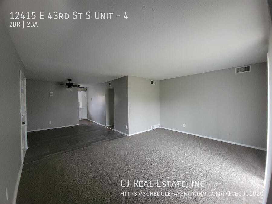 12415 E 43rd St S #4 - Photo 5 of 10