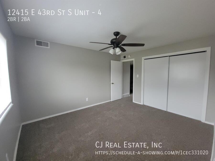 12415 E 43rd St S #4 - Photo 7 of 10