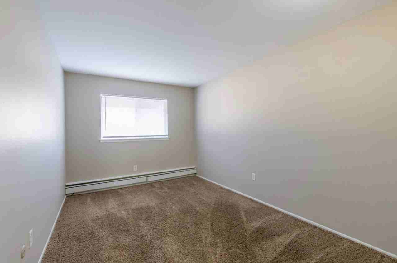 23700 W Warren St #7044 - Photo 5 of 8