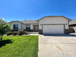 featured image of 1042 E 25th St