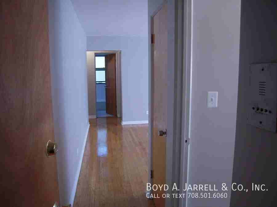 954 E 84th Pl #003-2F - Photo 4 of 15