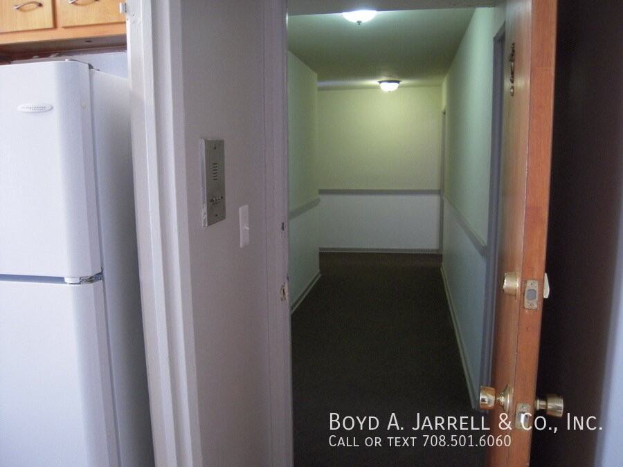 954 E 84th Pl #003-2F - Photo 6 of 15