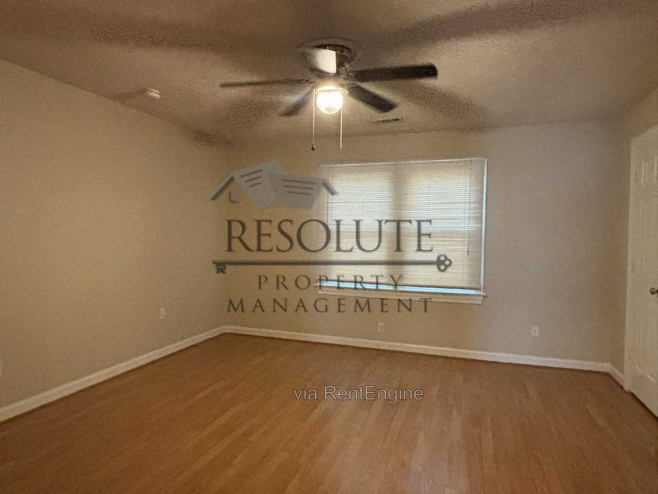6123 Highcastle Ct - Photo 5 of 11