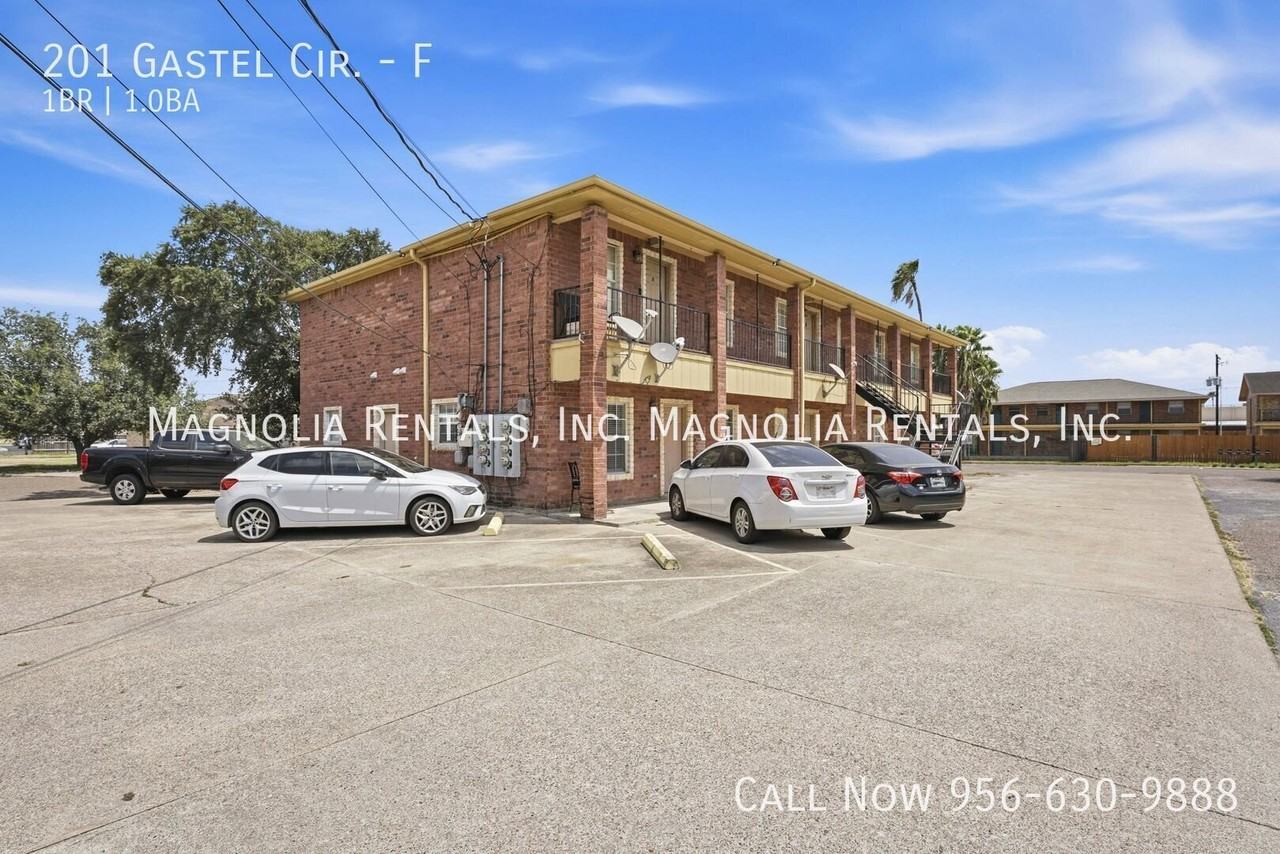 201 Gastel Cir #F