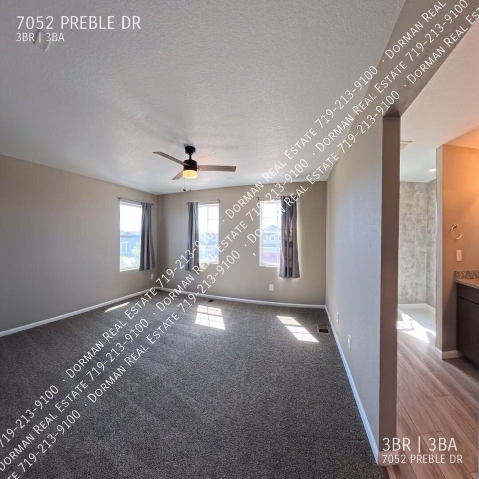 7052 Preble Dr - Photo 7 of 14