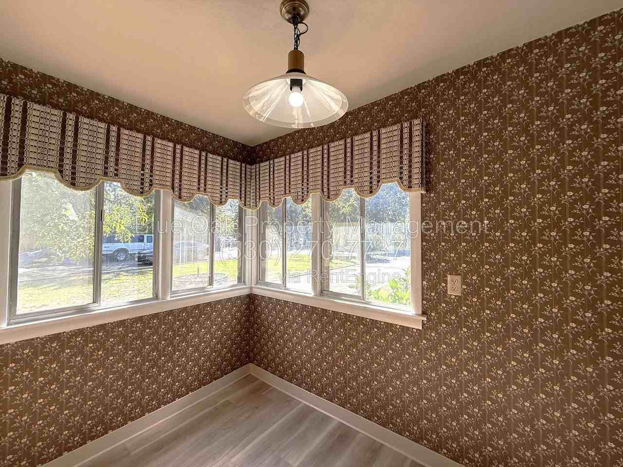 2040 Humboldt Rd - Photo 7 of 15