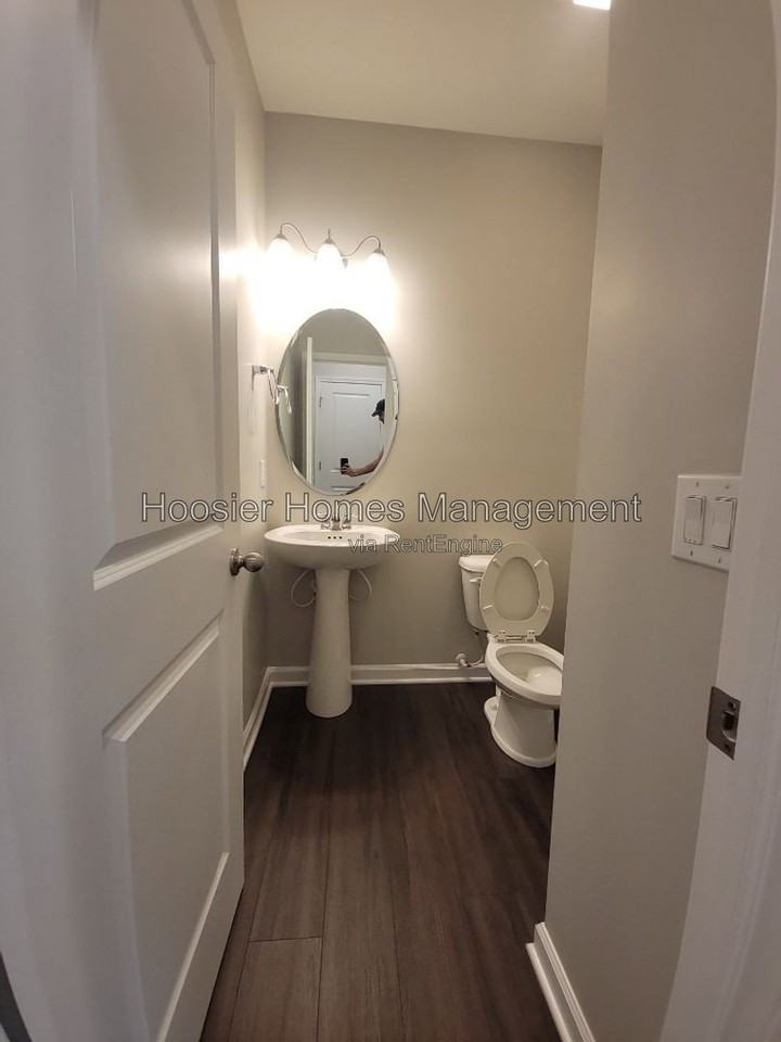 5645 Brownstone Dr - Photo 7 of 16