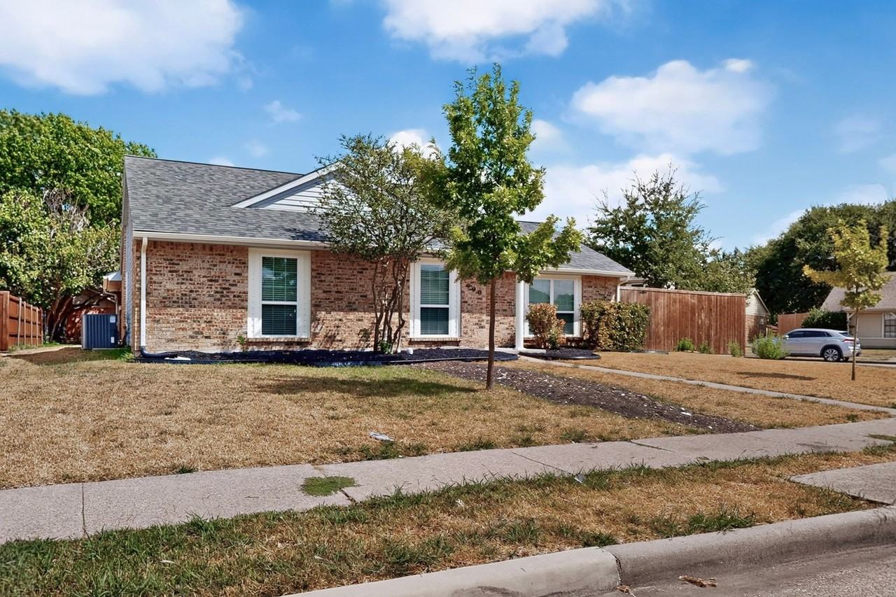 900 Rocky Creek Ln - Photo 4 of 45