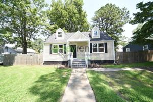 featured image of 3742 Atterbury St