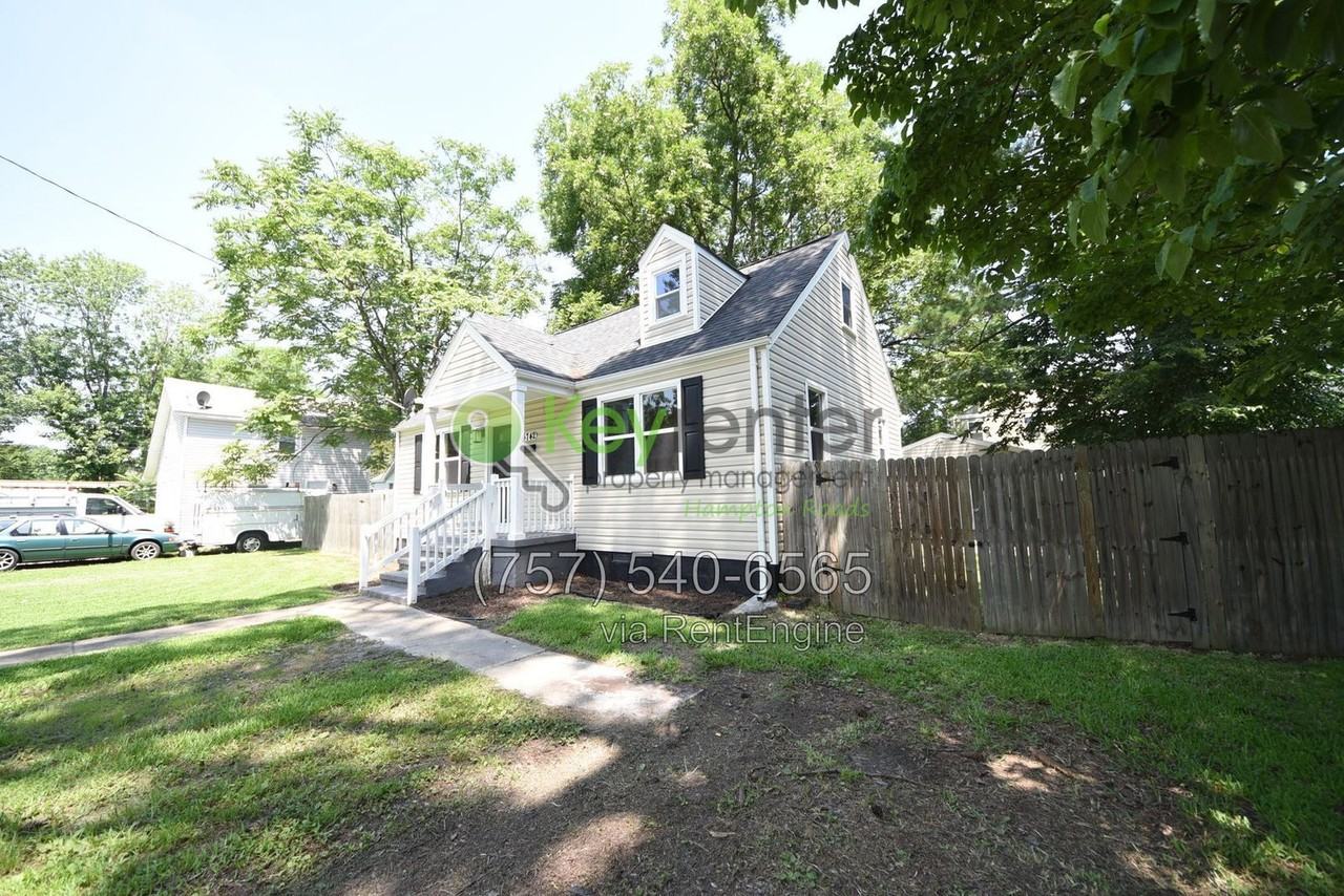 3742 Atterbury St - Photo 3 of 40