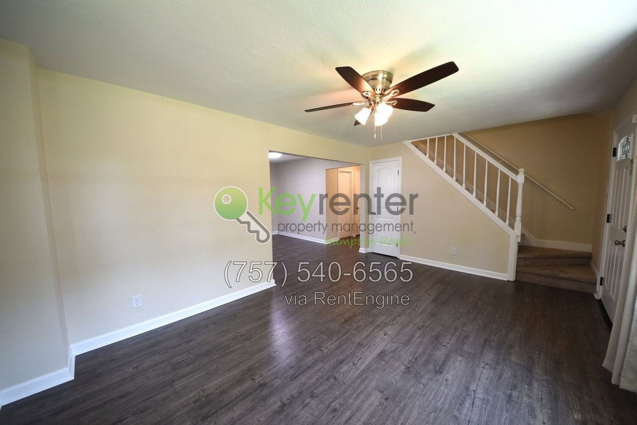 3742 Atterbury St - Photo 7 of 40