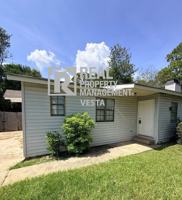 featured image of 615 Maplewood Dr