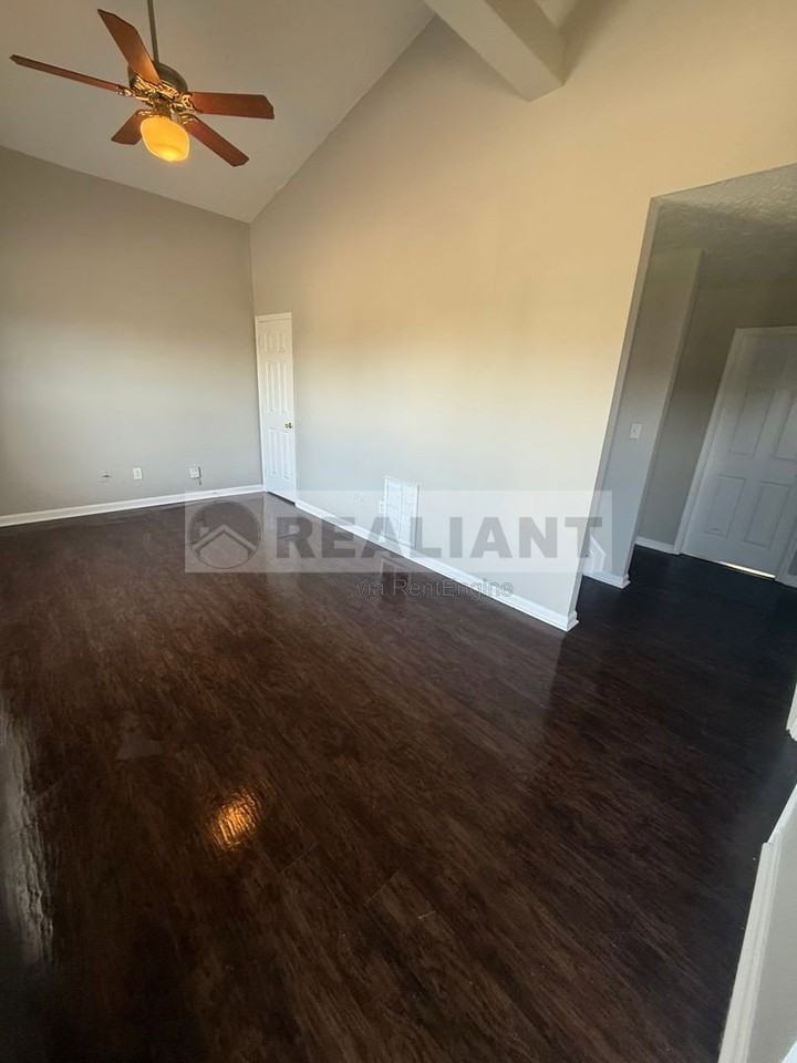 118 Maple Leaf Ln - Photo 6 of 6