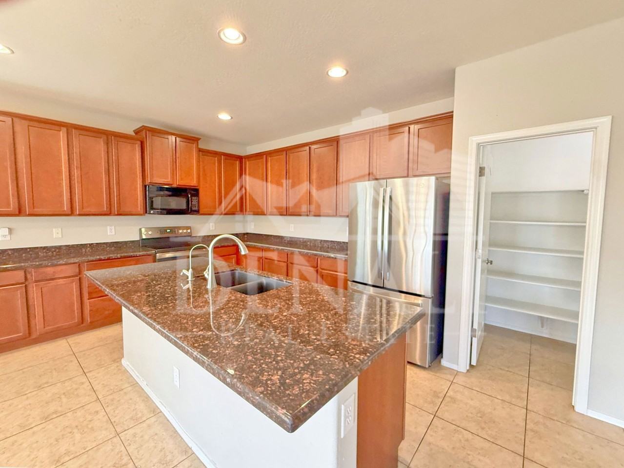 2881 E Tonto Dr - Photo 4 of 26