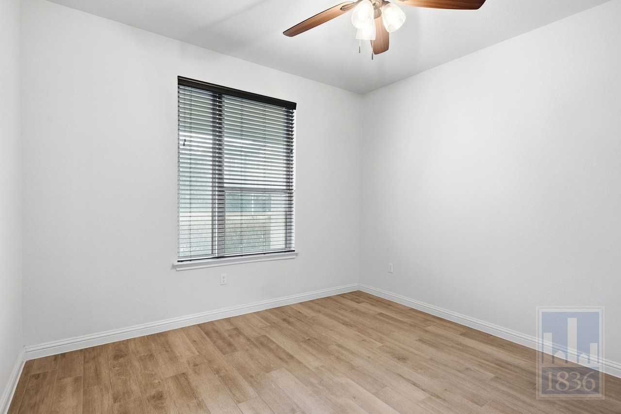 8309 Greyhawk Cv - Photo 5 of 38