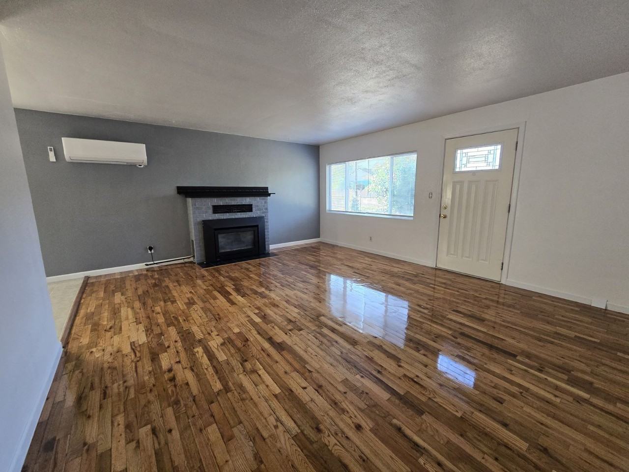3428 W Harvard Ave - Photo 3 of 20