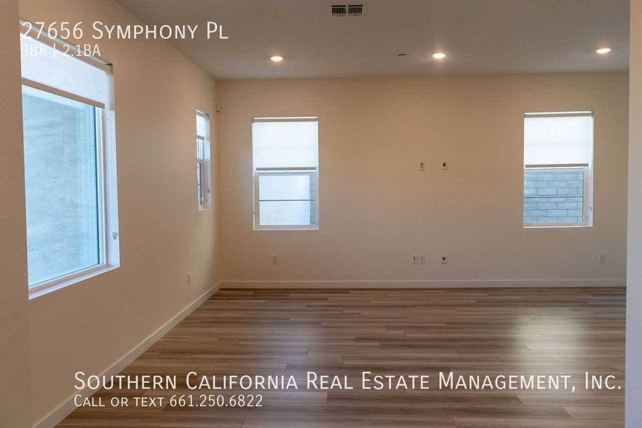 27656 Symphony Pl - Photo 5 of 35