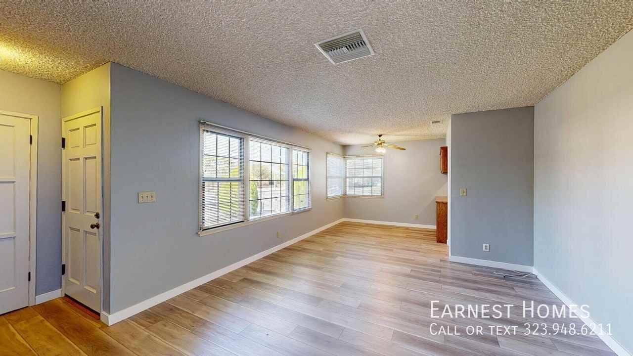 13950 Garber St - Photo 4 of 20