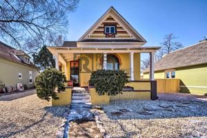 featured image of 702 Wilson Ave