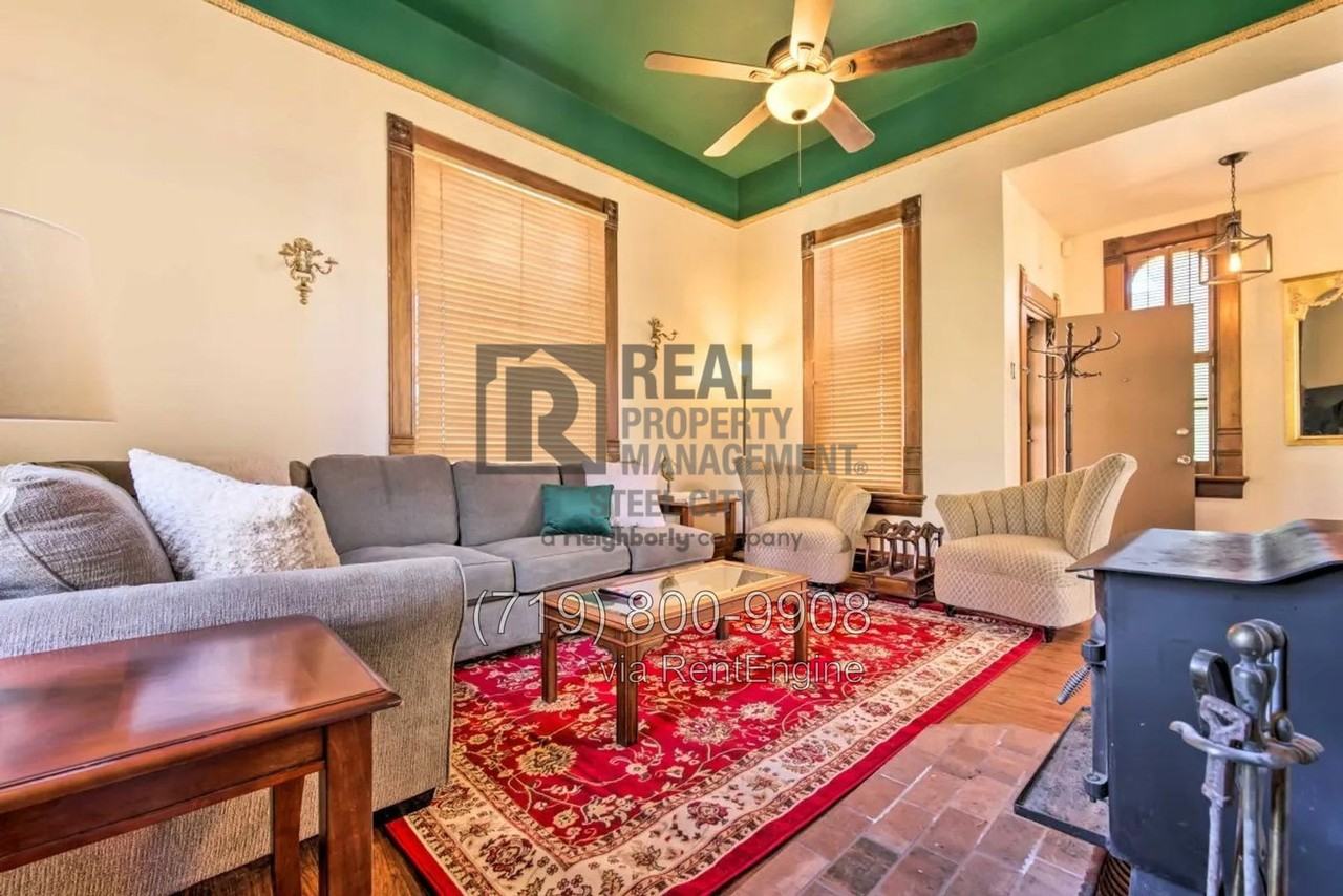 702 Wilson Ave - Photo 6 of 16