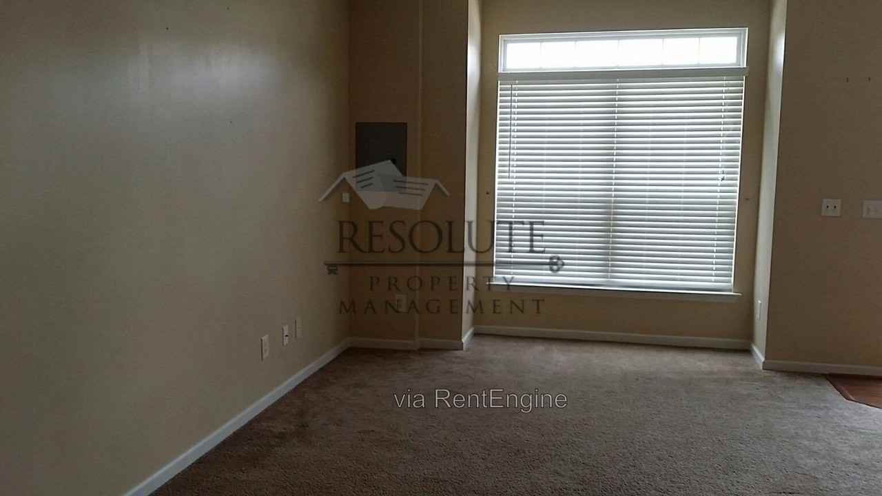 2210 Valley Edge Dr #104 - Photo 4 of 13