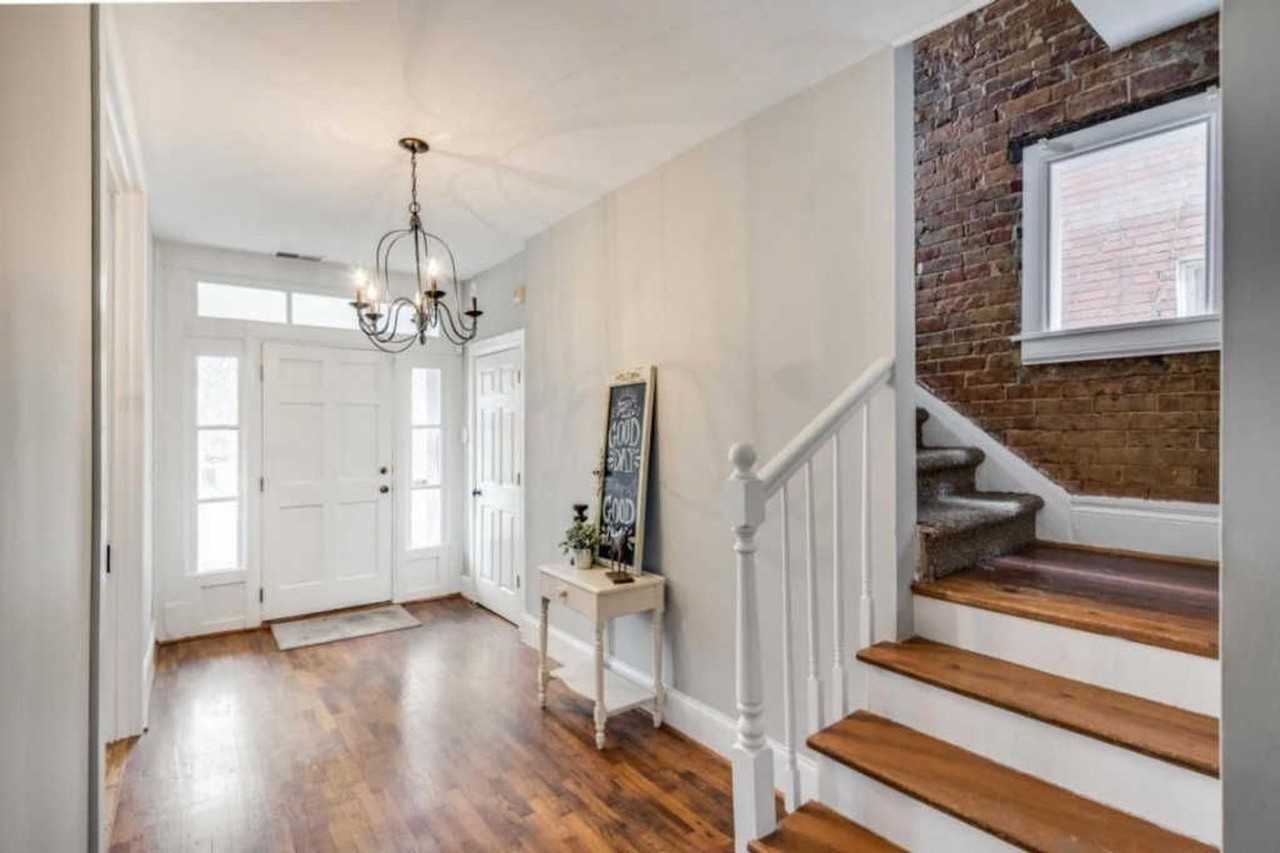 1202 S Willow St - Photo 3 of 20