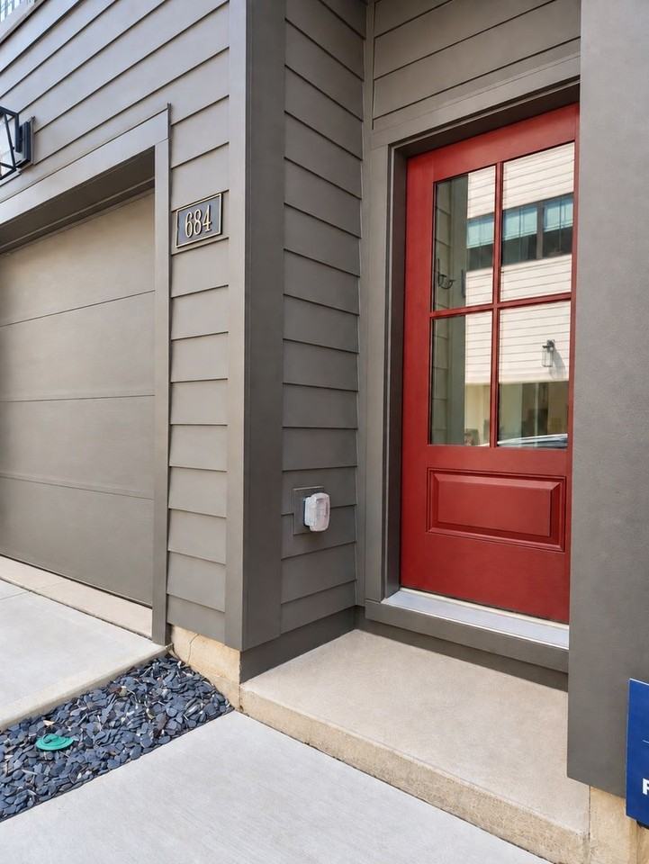 684 Belletrace Cir - Photo 2 of 19