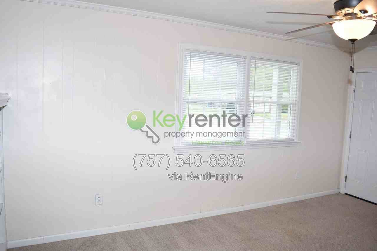 1310 Sparrow Rd - Photo 7 of 45